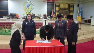 DPRD-Donggala-Sahkan-Laporan-Banggar-Pembahasan-APBD-Perubahan-Tahun-2025-Rampung.jpg