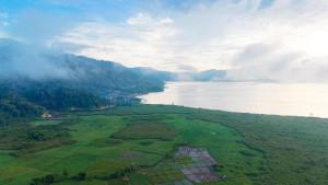 Danau-Lindu-1.jpgAnwar-Hafid-di-Lindu-Sigi.jpgAnwar-Hafid-Sapa-Warga-Lindu.jpgDrone-Danau-Lindu-2025.jpg