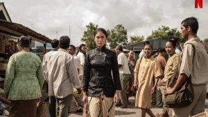 Film-serial-Indonesia-berjudul-Gadis-Kretek.jpg