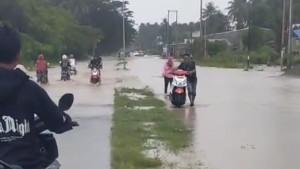 Hujan-Parigi-Moutong.jpg