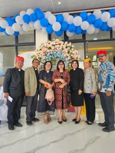 Miss-Peurus-Hadiri-Peresmian-Gedung-Baru-Sinode-GKST-di-Tentena-Poso.jpg