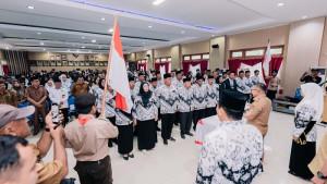 PELANTIKAN-PGRI-Bupati-Banggai-Amirudin-melantik-pengurus.jpg