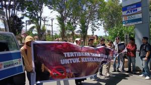 Pantauan-TribunPalucom-massa-aksi-berjumlah-sekitar-40-orang.jpg