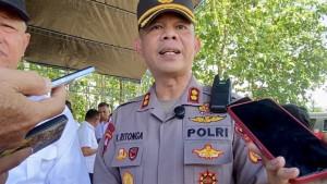 Polres-Sigi-Dukung-Swasembada-Pangan-Lewat-Penanaman-Jagung-Serentak-di-Desa-Bora.jpg