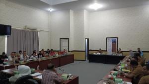 RDP-Komisi-I-DPRD-Banggai-masyarakat-dan-Kades-Honbola-Kecamatan-Batui.jpg
