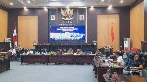 Rapat-Badan-Anggaran-DPRD-Banggai-dengan-agenda-Hasil-Fasilitasi-Kemendagri-d.jpg