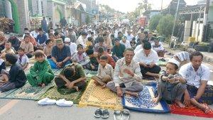 Salat-Id-di-Bungin-Banggai-Sulteng-2024.jpg