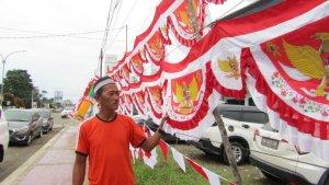 edagang-pernak-pernik-bernuansa-merah-putih-khasd.jpg