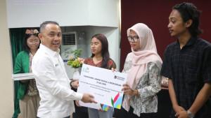 penyerahan-beasiswa-00.jpg