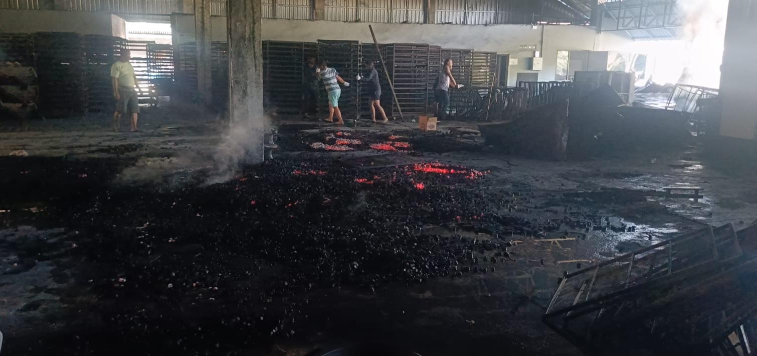 Perusahaan Arang Briket di Pagimana Banggai Terbakar, Kerugian Capai Rp1 Miliar