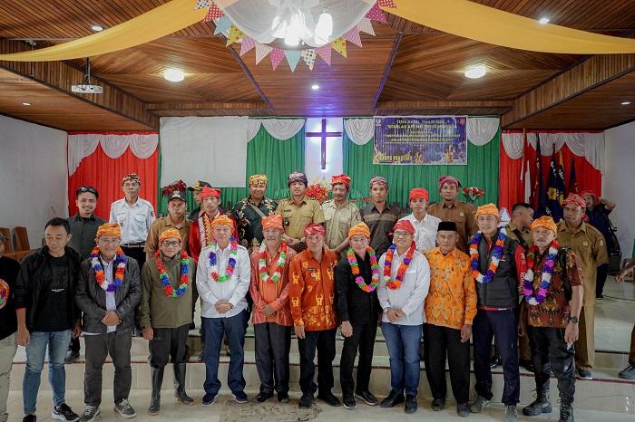 Bupati dan Wakil Bupati Sigi Tegaskan Pentingnya Kerukunan dalam Perayaan Natal Oikumene di Pipikoro