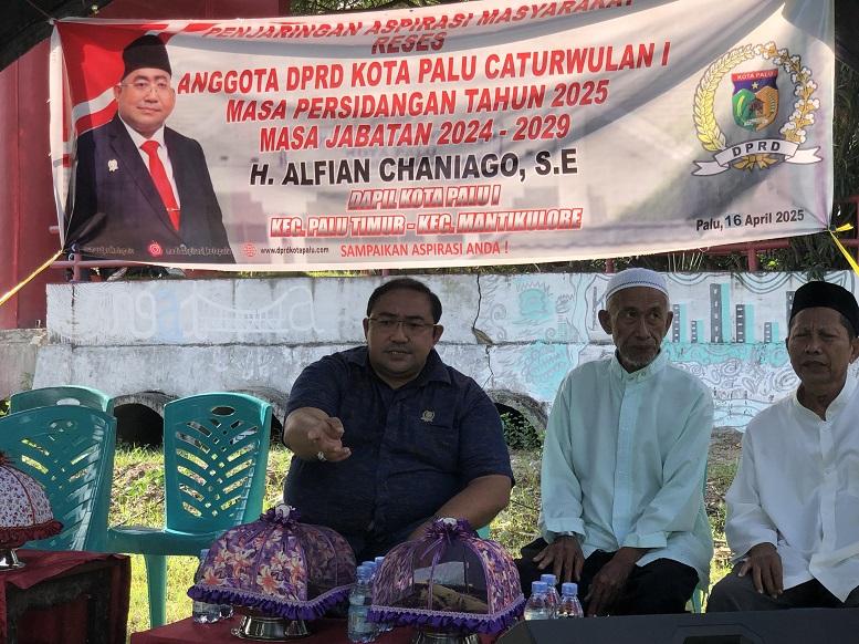 Anggota-DPRD-Kota-Palu-Alfian-Chaniago-menyoroti-keluhan-warga-teds.jpg