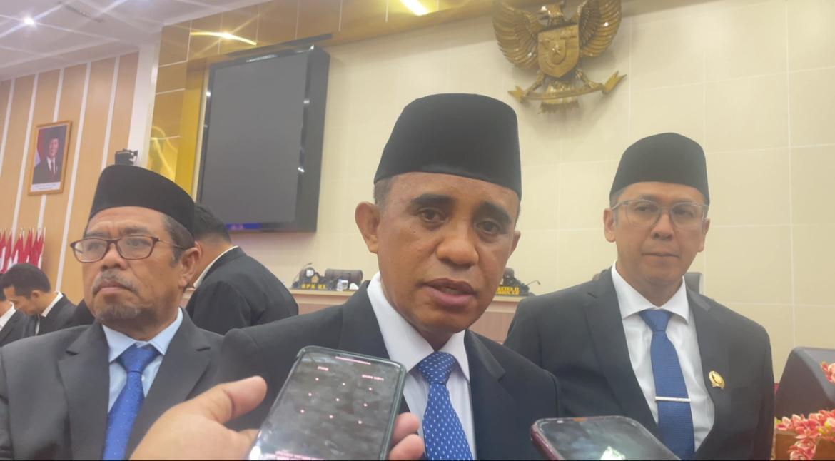 Anwar-Hafid-Bakal-Tarik-Kembali-Kewenangan-Perizinan-ke-Gubernur.jpg