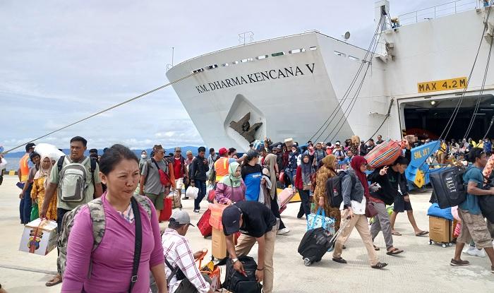 Arus Balik, 1.489 Penumpang Tiba di Pelabuhan Donggala Sulteng
