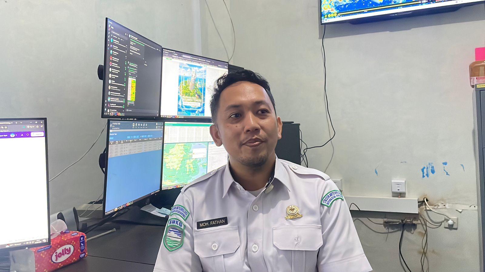 BMKG-Jelaskan-Penyebab-Hujan-Es-di-Poso-7757.jpg