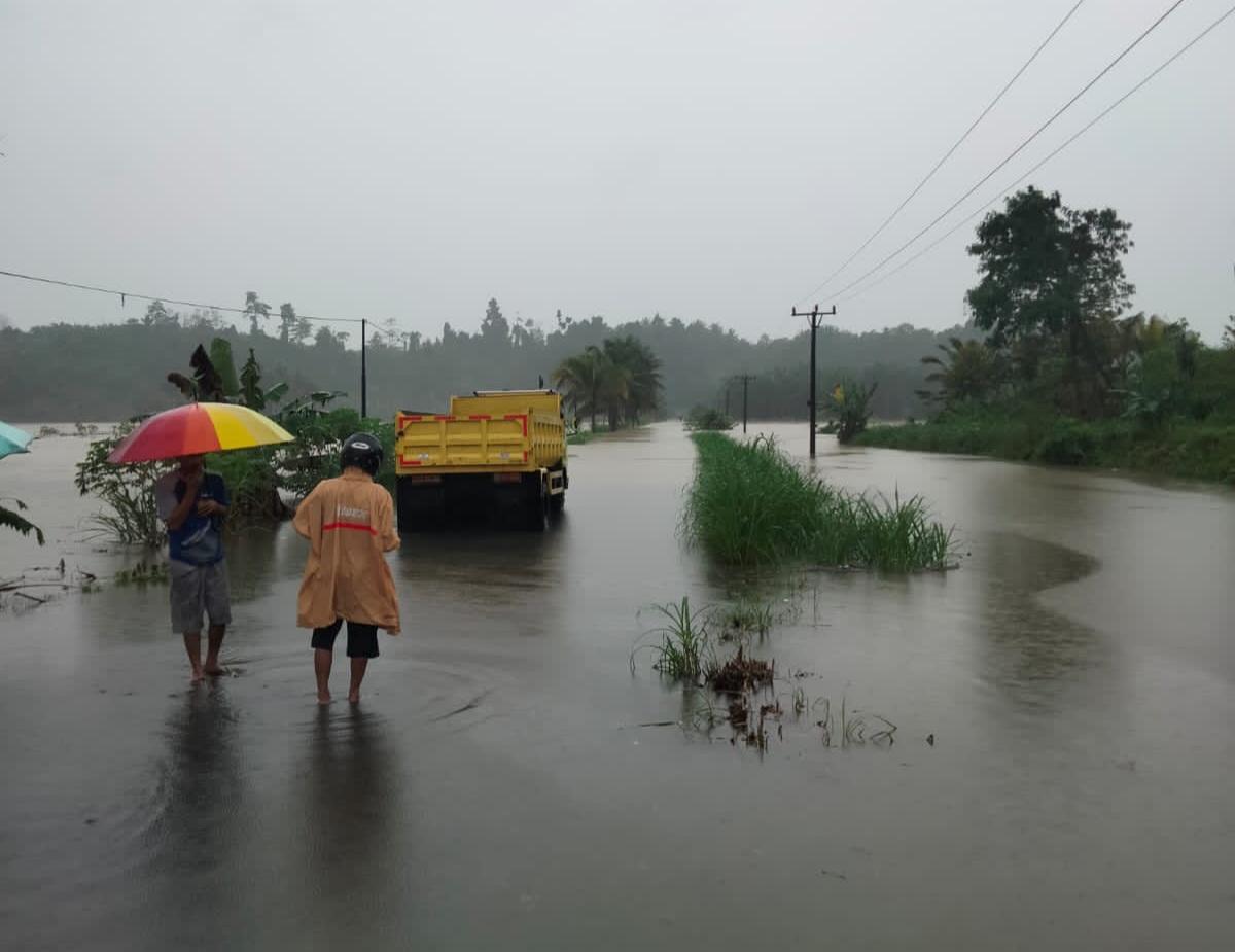 Banjir-di-Desa-Sukamaju-Banggai-2024.jpg