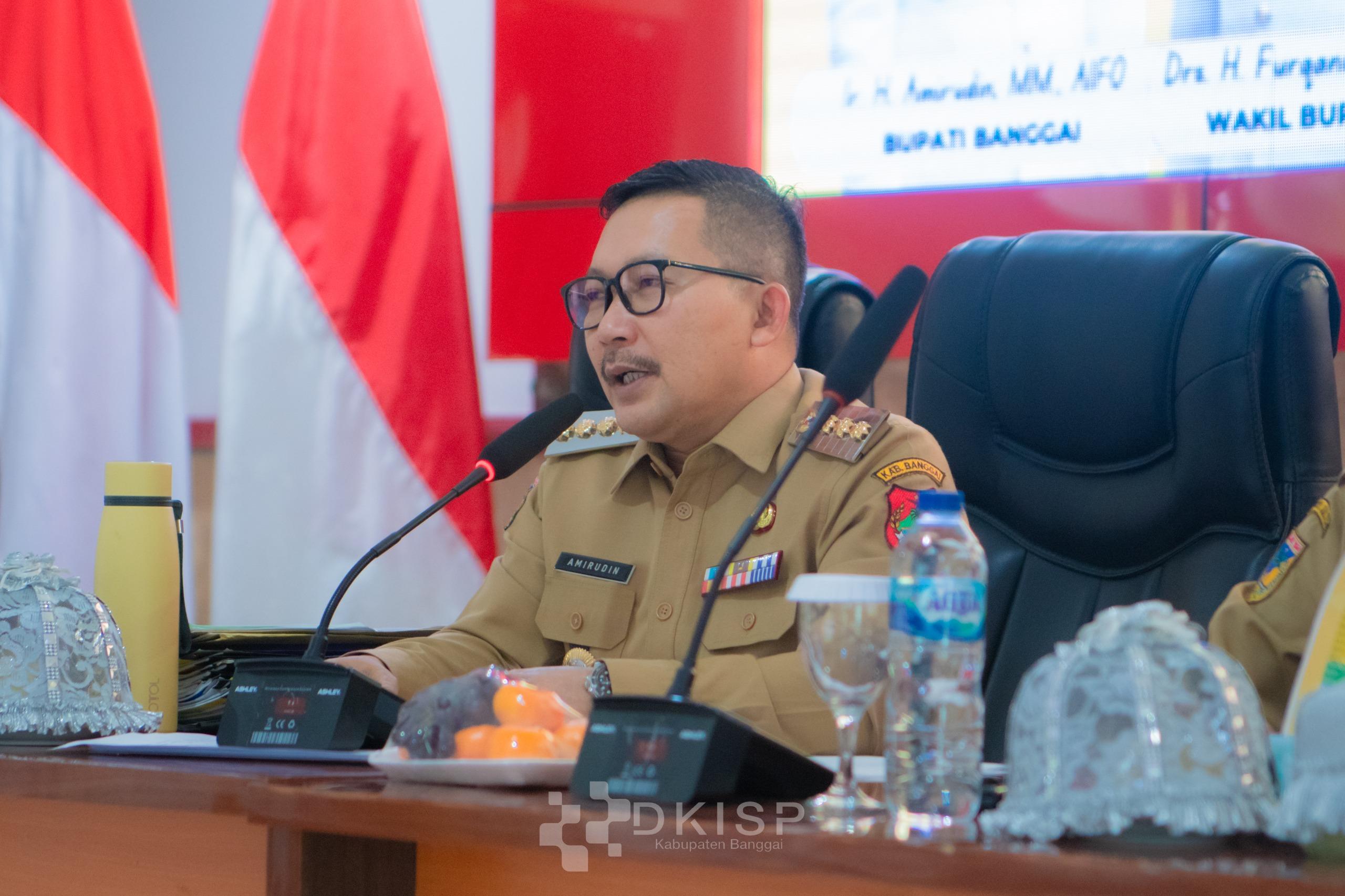 Bupati-Banggai-Pimpin-Rapat-Evaluasi-Serapan-APBD-Inggatkan-Soal-Pemangkasan-Anggaran.jpg