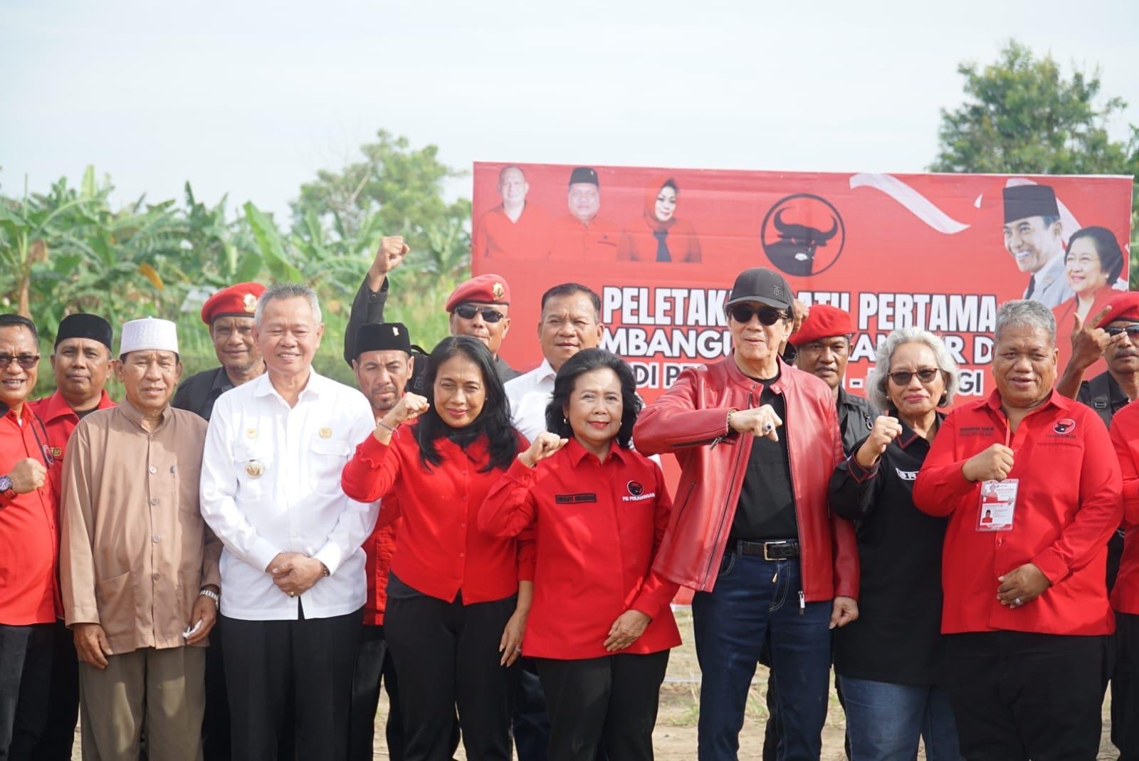 Bupati-Rizal-Ajak-PDIP-Sigi-Bersinergi-Bangun-Daerah-Saat-Peletakan-Batu-Pertama-Kantor-Baru.jpg
