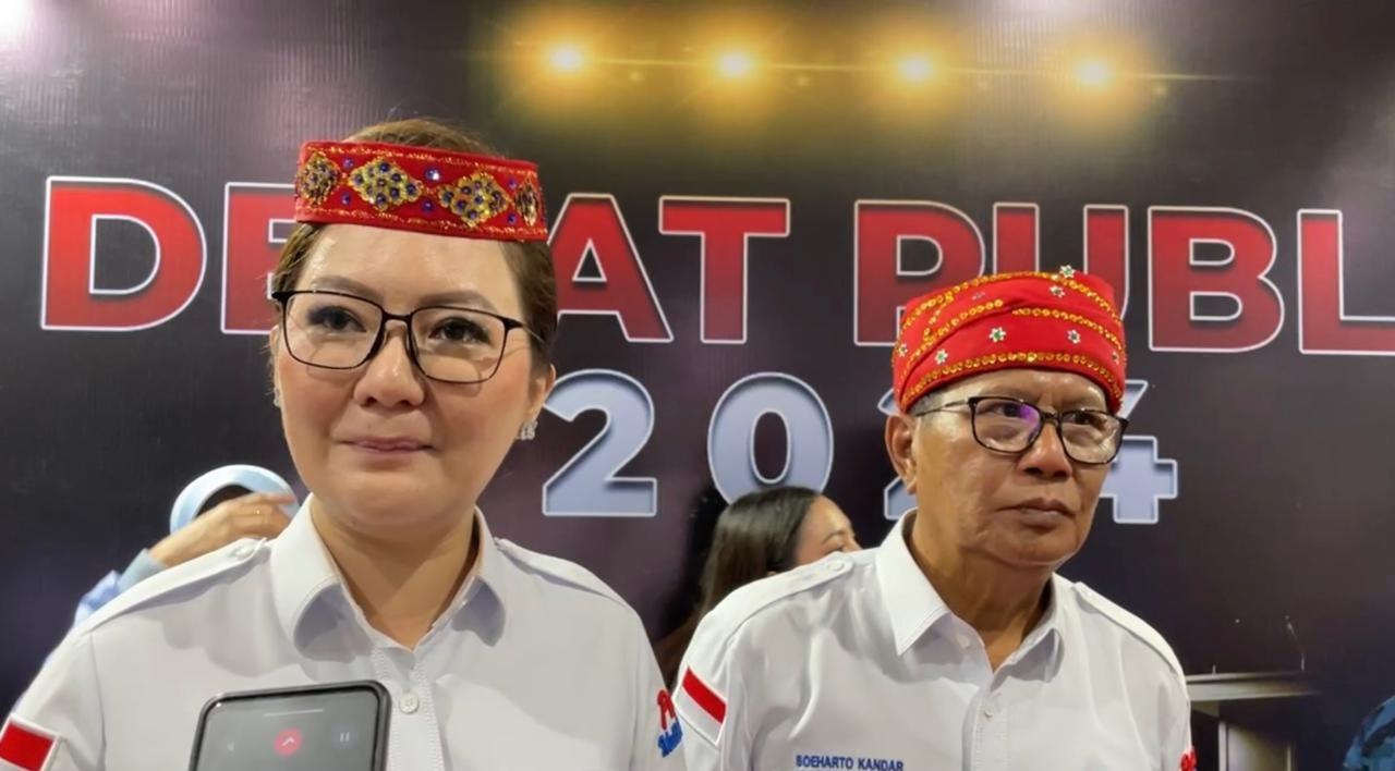 Calon-Bupati-dan-Wakil-Bupati-Poso-Verna-Gladies-Merry-Inkiriwang-Soeharto-Kandar-20.jpg