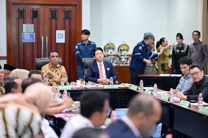 Delapan-Kabupaten-di-Sulteng-Jadi-Fokus-Pengembangan-Listrik-Tenaga-Surya.jpg