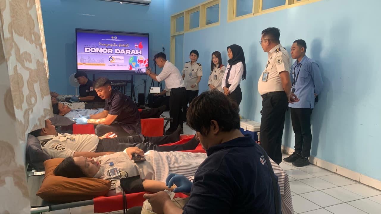Ditjenpas-Sulteng-untuk-Kemanusiaan-Donor-Darah-Warnai-Semangat-HBP-ke-62.jpg