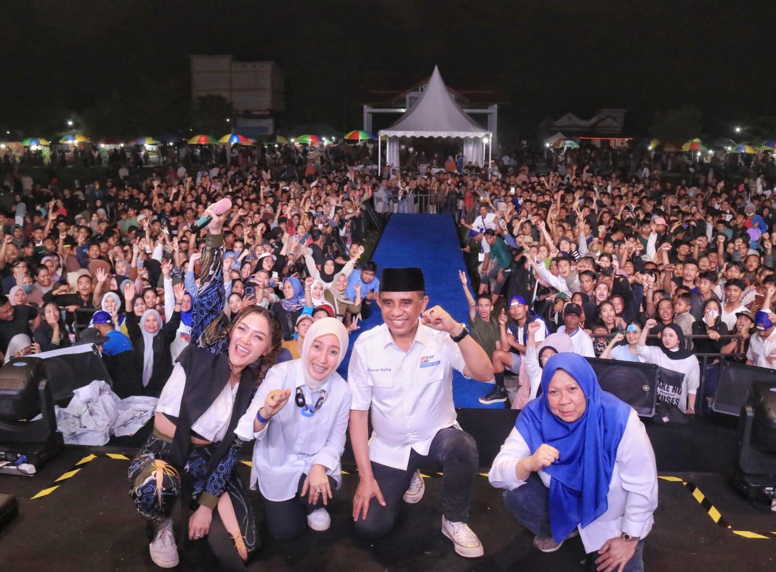 Masyarakat Tumpah Ruah Setiap Temu Sapa, Anwar Hafid Kian Kuat Didukung Rakyat