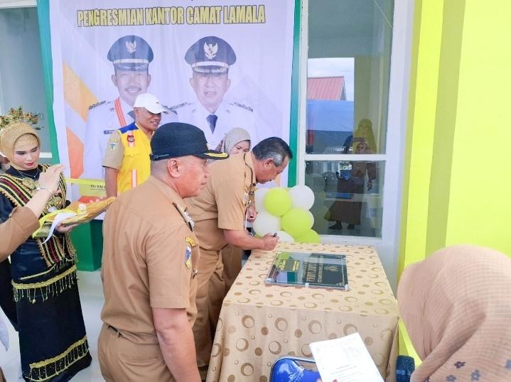 Telan Anggaran Rp1,3 Miliar, Kantor Baru Kecamatan Lamala Diresmikan Staf Ahli Bupati Banggai