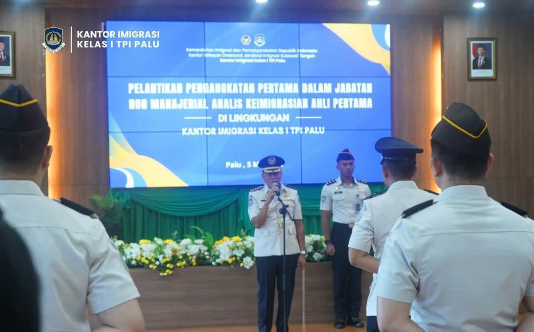 Imigrasi-Palu-Ambil-Sumpah-Pejabat-Analis-Keimigrasian.jpg
