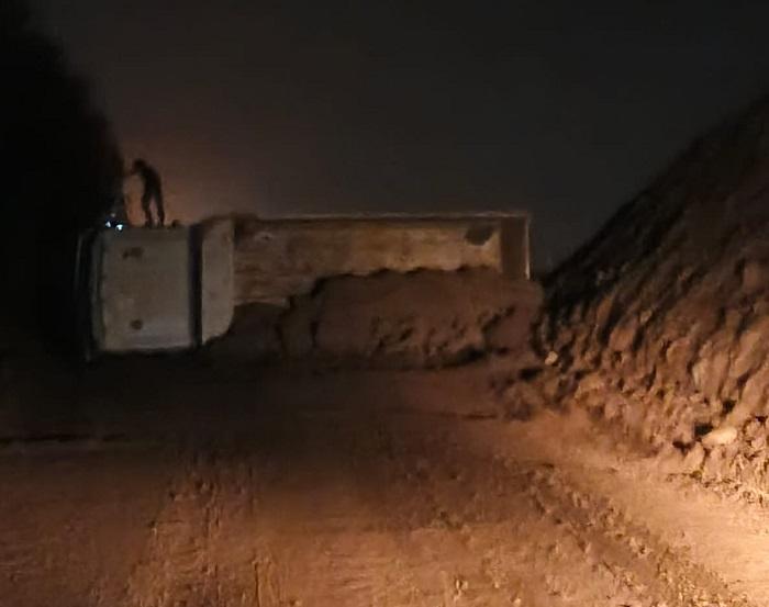 Jalan-Hauling-Simbatu-Kembali-Makan-Korban.jpg