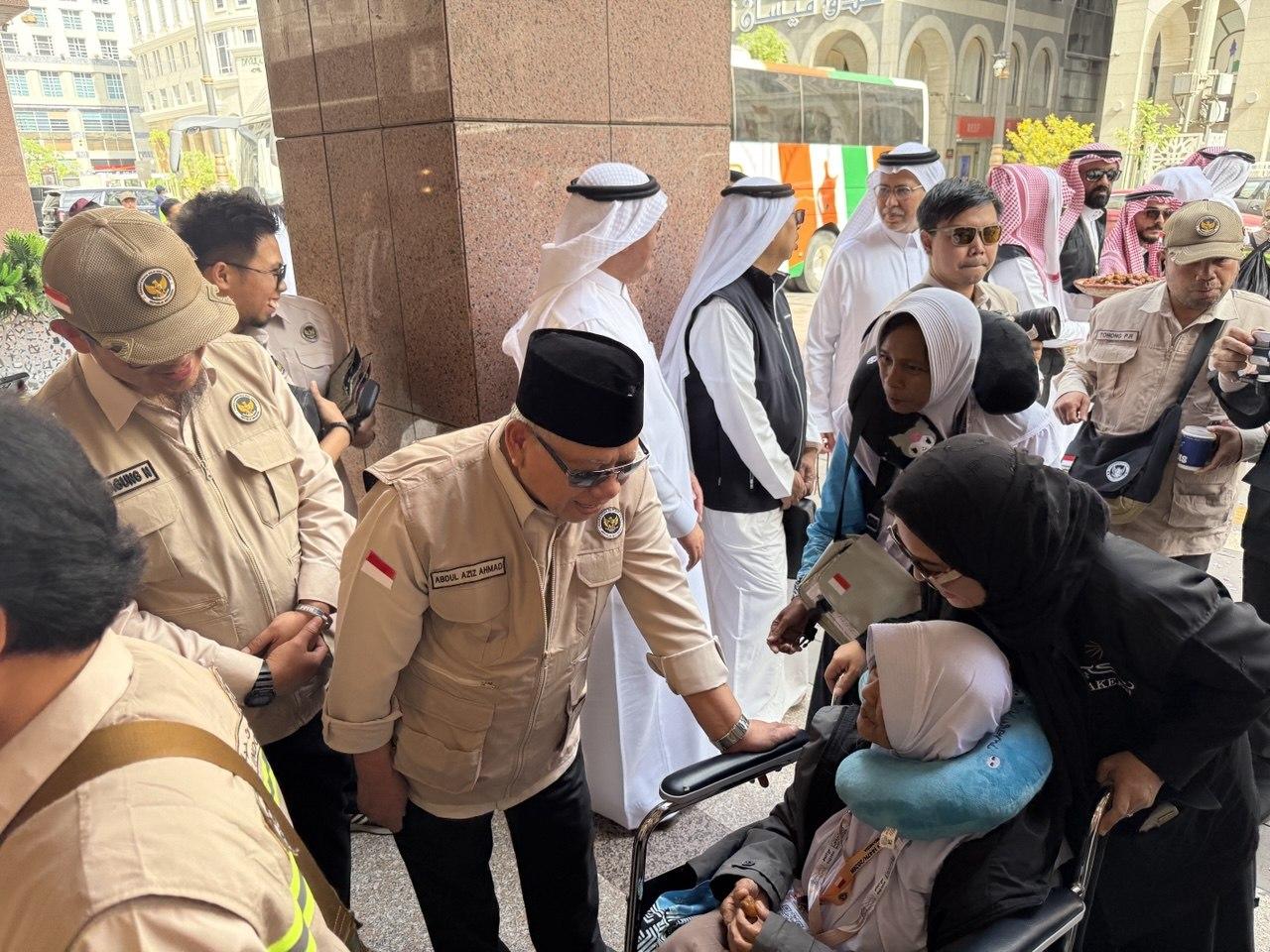 Jemaah-Haji-Indonesia-2026-di-Madinah.jpg
