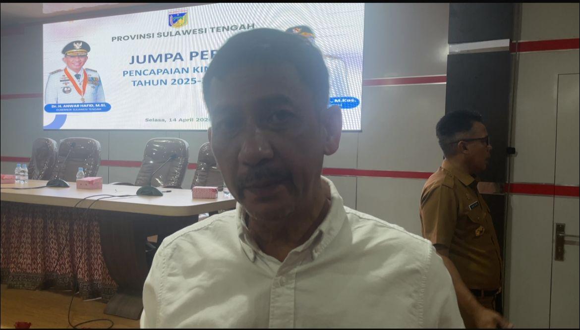 Kepala-Dinas-Pendidikan-Provinsi-Sulawesi-Tengah-Firmanza-676.jpg