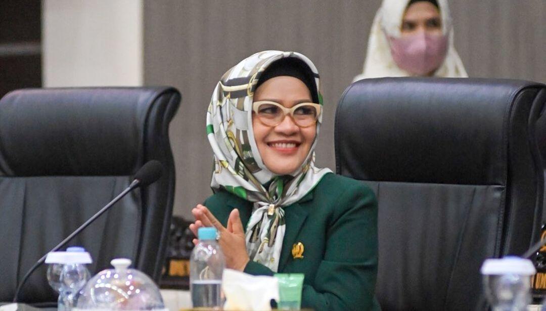 Ketua-DPRD-Sulteng-Nilam-Sari-Lawira-9.jpg