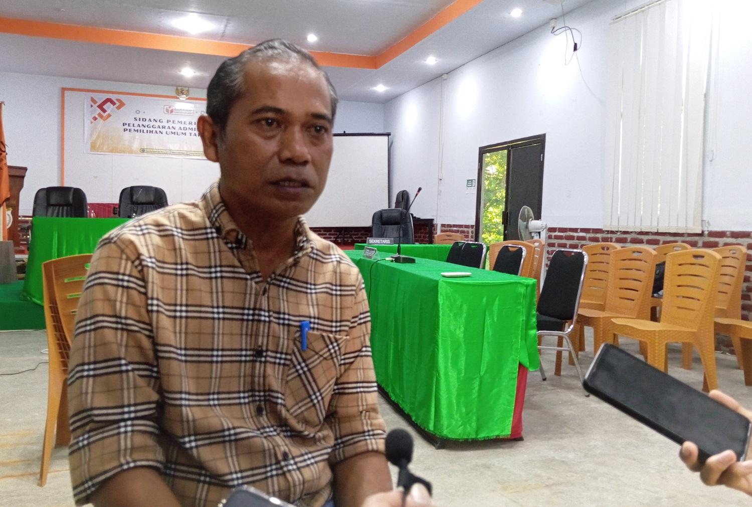 Ketua-KPU-Sigi-Soleman-0124.jpg