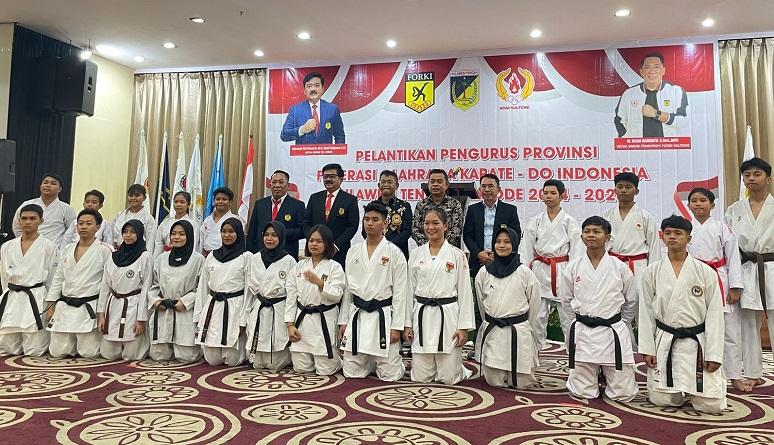 Ketua-Umum-Pengurus-Provinsi-Federasi-Olahraga-Karate-Do-Indonesia-Fdsds.jpg