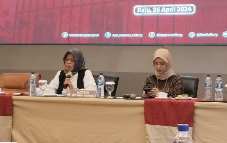 Komisioner-KPU-Sulteng-Nisbah-dalam-sosialisasi-peraturs.jpg