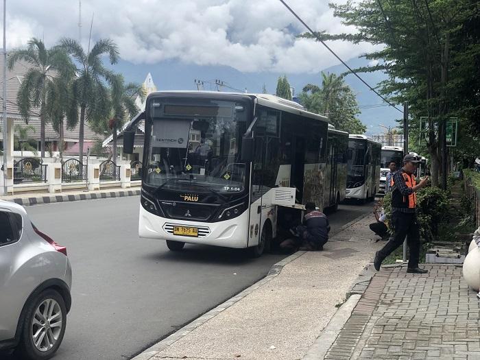 Layanan-Bus-Trans-Palu-Resmi-Dihentikan-DPRD-Nilai-Tidak-Efektif-dan-Membebani-Anggaran.jpg