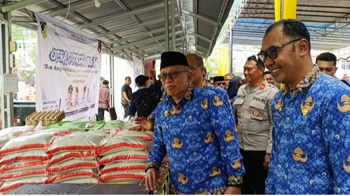 Operasi-Pasar-Murah-di-Luwuk-Banggai-Sukses-Bahan-Pokok-Subsidi-Ludes-Terjual.jpg