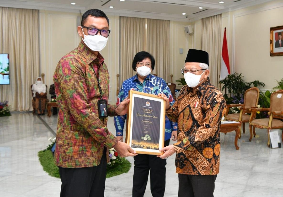 Terbaik Sepanjang Sejarah, PLN Raih 15 Penghargaan Proper Emas dan CEO Green Leadership Utama