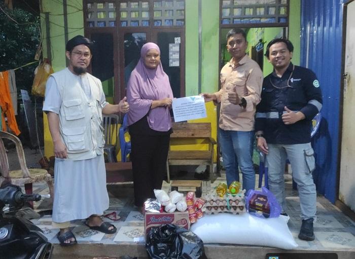 PT Vale Salurkan Bantuan Sembako dan Material untuk Korban Bencana di Pomalaa