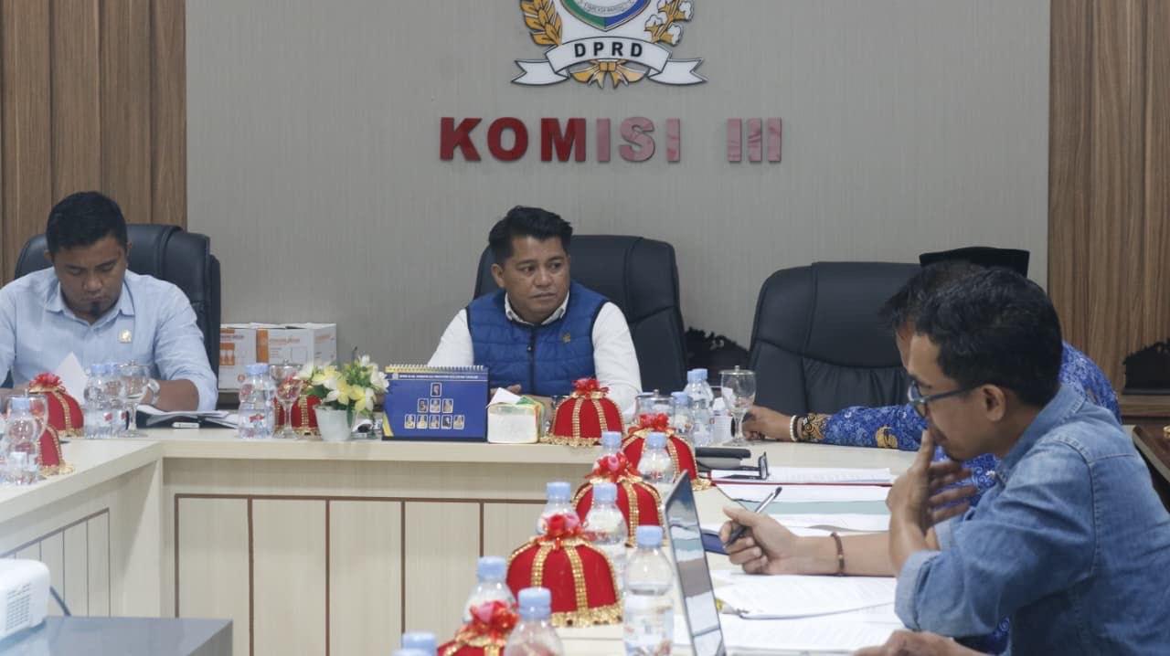 Pansus-tersebut-dipimpin-oleh-Ketua-Muslimin-Dg-Masiga.jpg