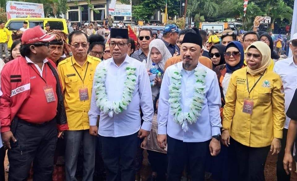 Ribuan Pendukung Antar Bung Jeff-Ruben Hehi Daftar ke KPU Morowali Utara, Tekankan Pemilu Damai