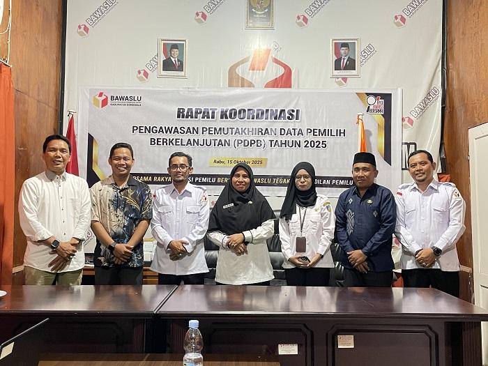 Pastikan-Data-Pemilih-Akurat-Bawaslu-Donggala-Gelar-Rapat-Koordinasi-PDPB-2025.jpg