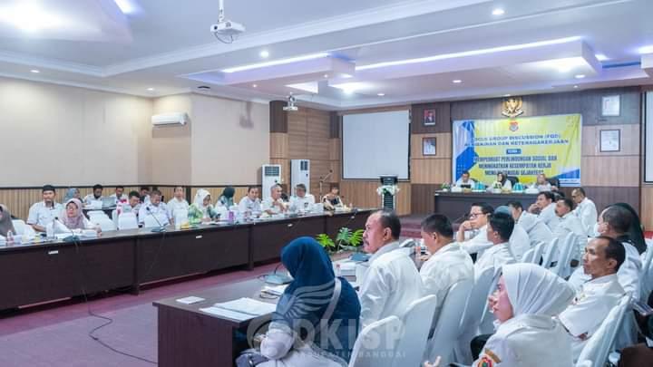 Pemkab-Banggai-Rapat-Bahas-2023.jpg