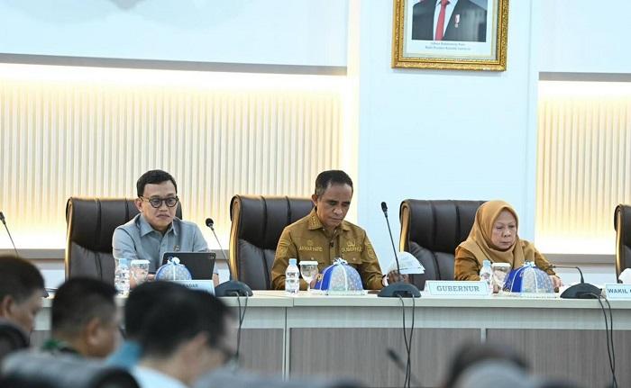Pemprov-Sulteng-Genjot-Hilirisasi-Durian-dan-Kelapa-untuk-Pasar-Ekspor.jpg