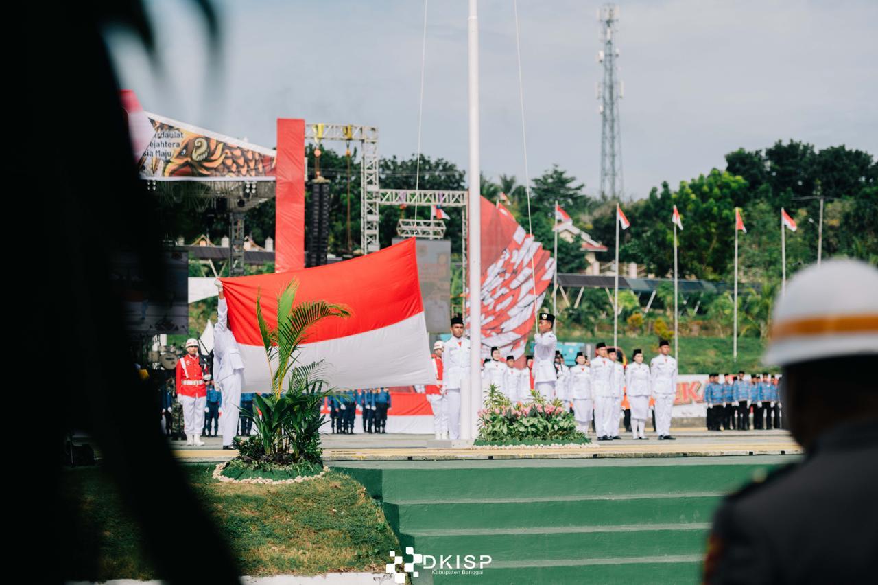 Pengibaran-Bendera-di-Banggai-2025.jpg