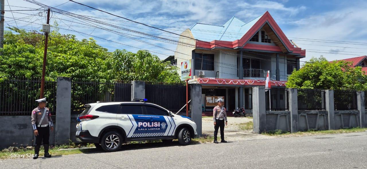 Personel-Polres-Poso-melalui-Satgas-Kamseltibcar-Lantas-dalam-Od.jpg