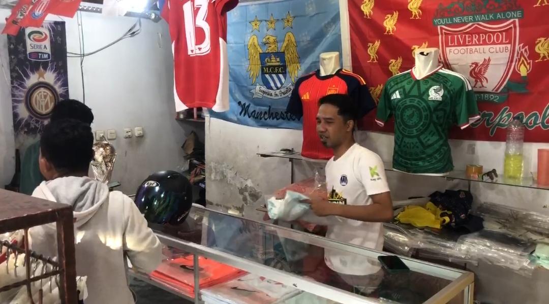 Piala-Dunia-2026-Bawa-Berkah-Penjualan-Jersey-di-Kota-Palu-Melonjak-Tajam.jpg