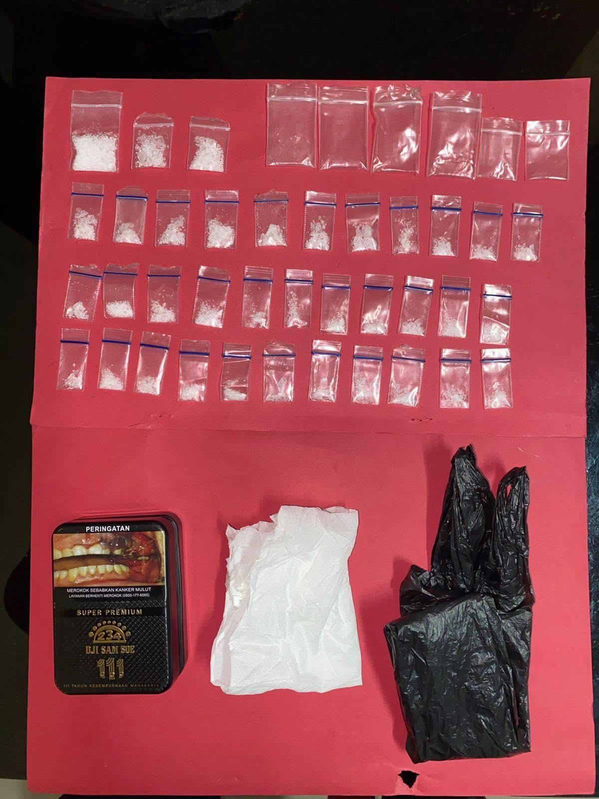 Polres-Sigi-Tangkap-Pemuda-Desa-Baluase-Sita-36-Paket-Sabu.jpg