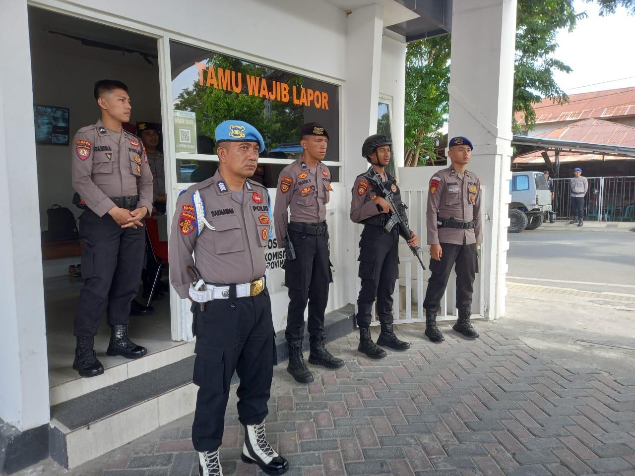 Propam-Cek-Kesiapan-Personel-di-KPU-Sulteng.jpg