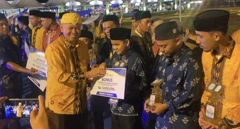 Qori-Tuna-Netra-Muh-Abid-Ardy-Athariz-Raih-Juara-1-Tilawah-pada-MTQ-XXXI-Sulteng.jpg